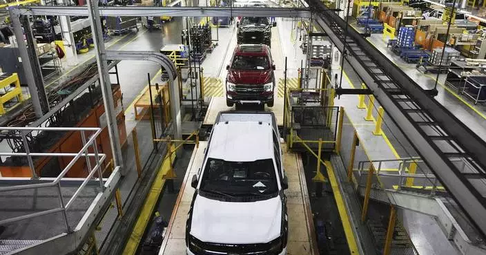 New tax break for auto loans could save some buyers thousands of dollars. But will it boost sales?