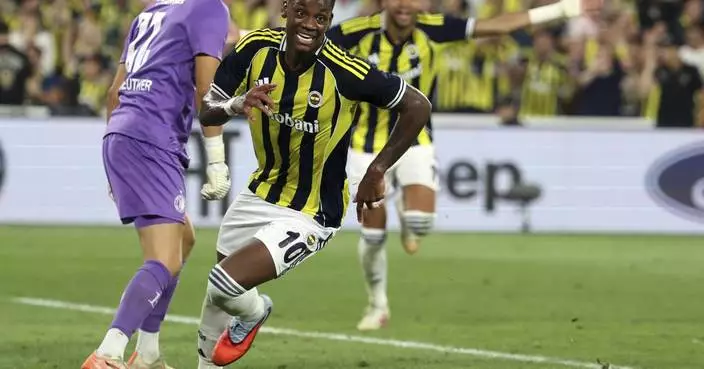 Mourinho&#8217;s Fenerbahce rallies with 5 goals to beat Feyenoord in Champions League qualifying
