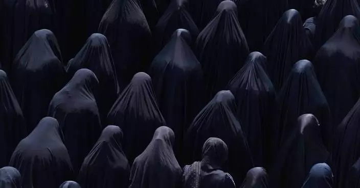 Shiite Muslims mark the end of the Arbaeen pilgrimage in photos