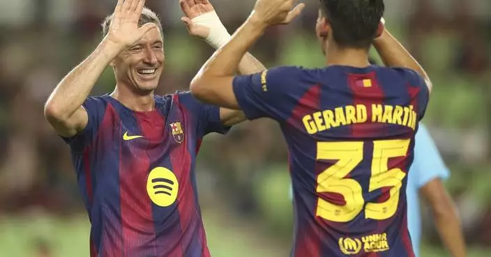 Lewandowski to miss game because of hamstring problem a week before Barcelona&#8217;s season opener