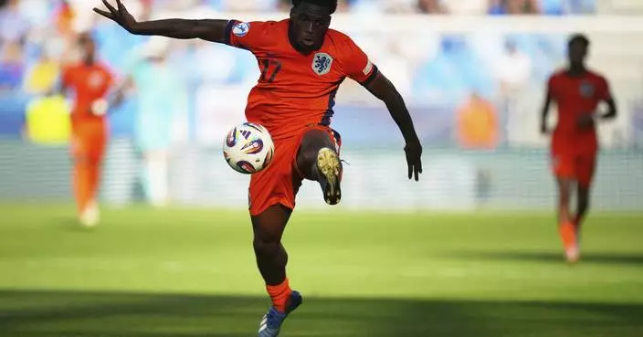 &#8216;I leave defenders behind for breakfast&#8217;: Leverkusen signs young Dutch winger Ernest Poku