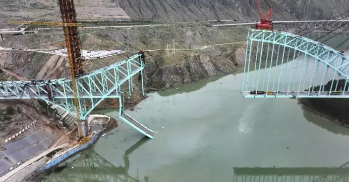 Chinese bridge collapse kills at least 12 construction workers