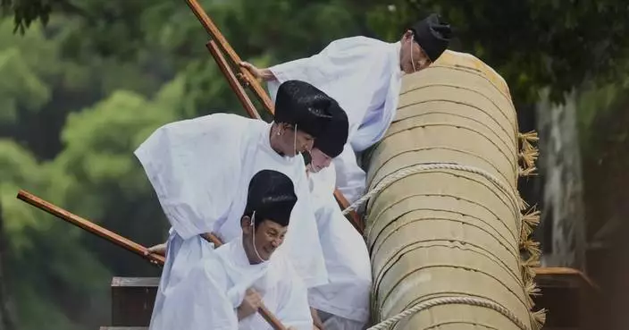 Photos show historic Japanese shrine that is torn down and rebuilt every 20 years
