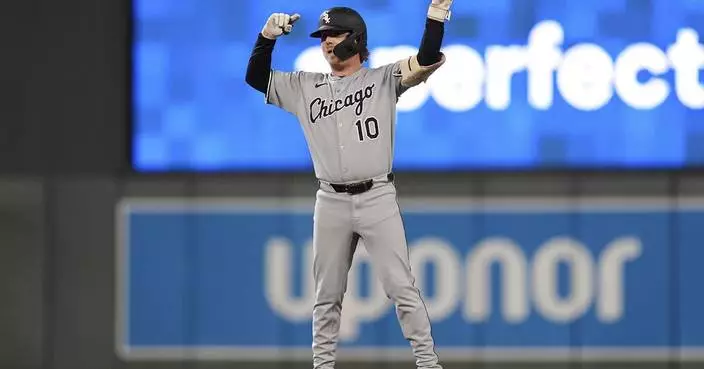White Sox rally again to sweep Twins, win fifth straight