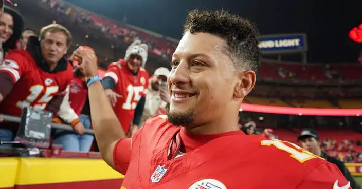 Pro Picks: Chiefs will edge Bills on Harrison Butker’s field goal as time expires