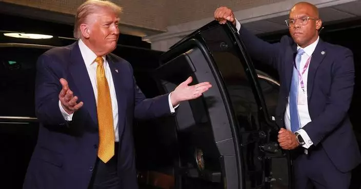 Trump scores golden gifts as United States and Seoul advance trade talks