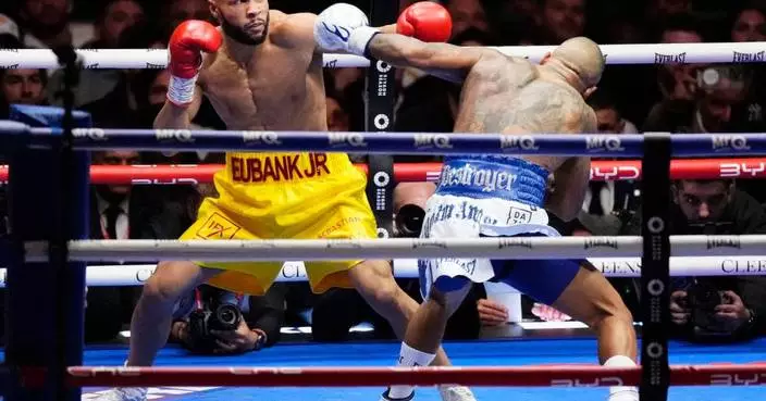 Benn dominates Eubank Jr. to earn bragging rights in British boxing&#8217;s family feud