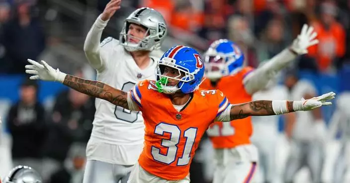 Broncos’ defense is on pace for an NFL sacks record, but can their broken offense get fixed?