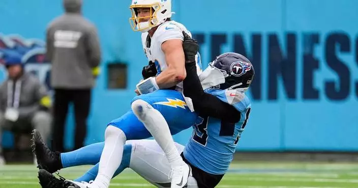 Chargers trying to figure out offensive line on the fly ahead of stiff test from Steelers