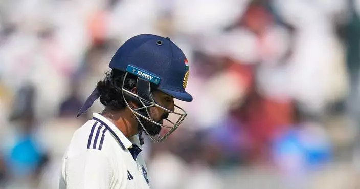 India takes control of 1st test vs. South Africa as 15 wickets fall on Day 2