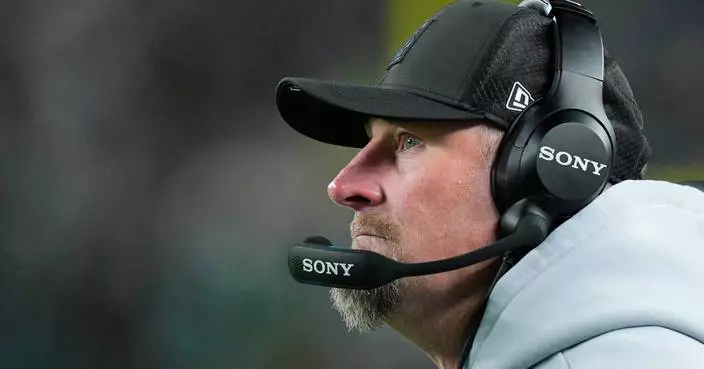 Lions' Campbell won't stop going for it on fourth down after 0-for-5 performance against Eagles