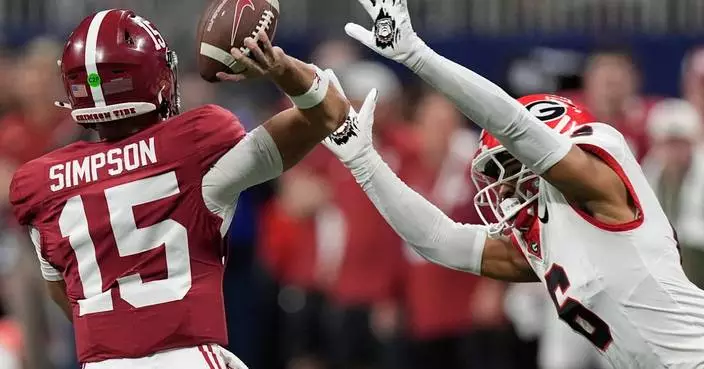 Alabama's steady Ty Simpson and Oklahoma's flashy John Mateer to meet in College Football Playoff
