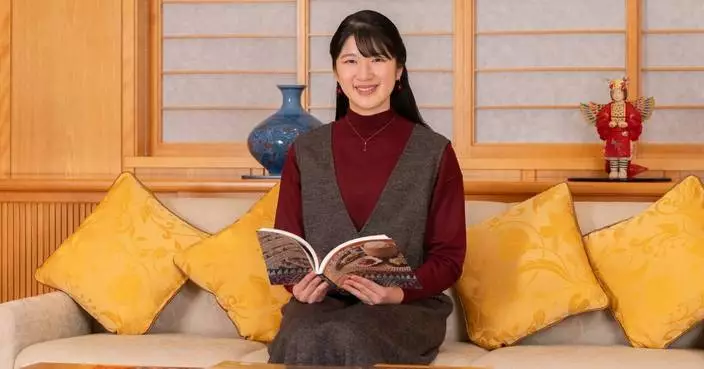 Princess Aiko&#8217;s popularity sparks calls to change Japan&#8217;s male-only succession law