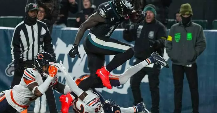 Chargers expect to have QB Justin Herbert for Monday night showdown against reeling Eagles