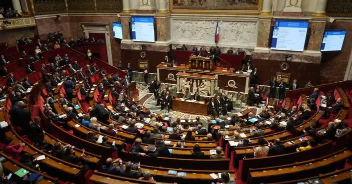 France races to avoid US-style government shutdown after budget talks collapse