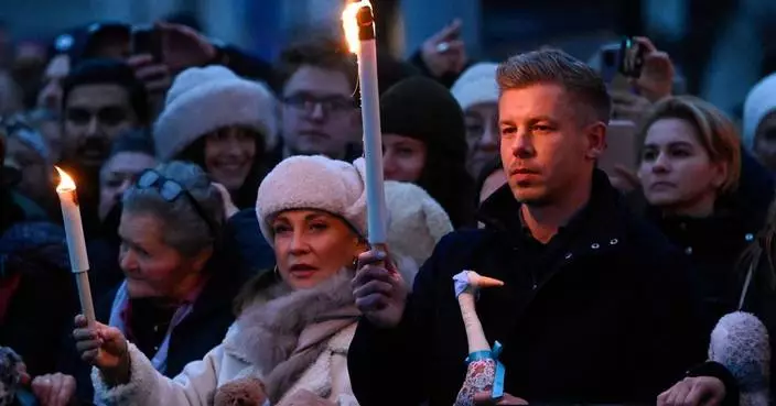 Orbán's rival leads protest over alleged child abuse in Hungary's state-run institutions