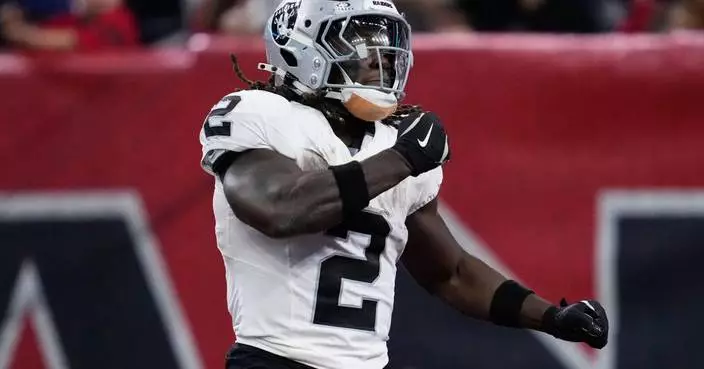 A rookie's incredible performance couldn't stop the Raiders' skid