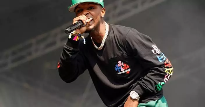 Multi-platinum rapper Toosii has committed to playing football at Syracuse