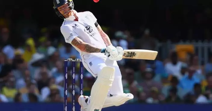 Ben Stokes&#8217; gritty 36 keeps England&#8217;s Ashes hopes alive in second test