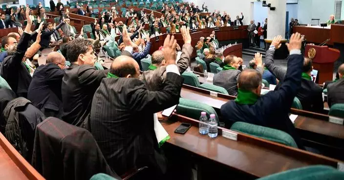 Algeria votes to declare French colonization a crime and demands restitution