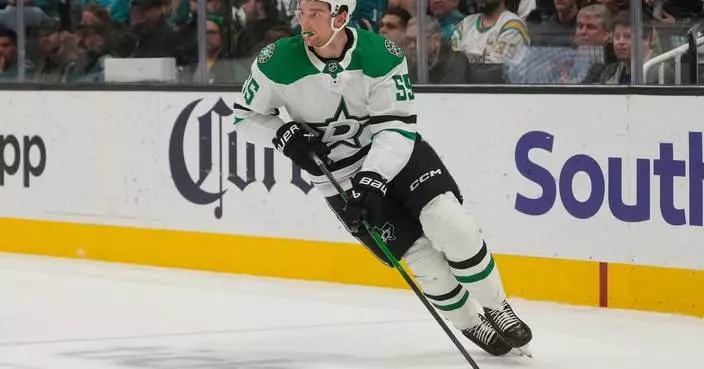 Robertson has 2 goals and assist as Stars beat Ducks 8-3 for 3rd straight win