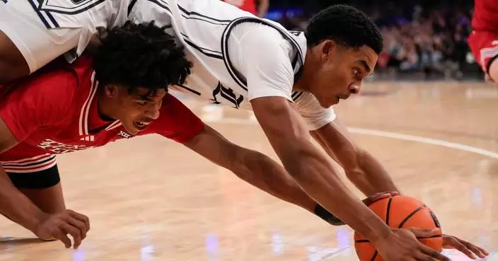 No. 19 Texas Tech overcomes foul trouble in stunning comeback from 17 down against 3rd-ranked Duke