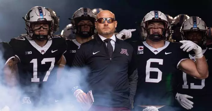 Minnesota looks to stretch bowl winning streak to 9 when it faces New Mexico in Rate Bowl