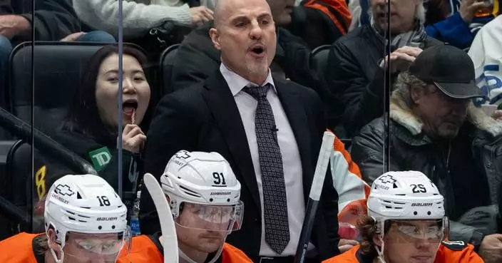 Tocchet coaches Flyers to 6-3 win over Canucks in return to Vancouver