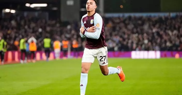 Aston Villa beats Man United 2-1 to seal 10th straight win