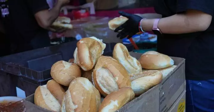 British baker’s criticism of Mexican 'ugly' bread triggers social media outrage