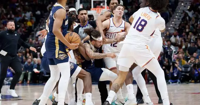 NBA suspends Alvarado and Williams for fight during Pelicans-Suns game