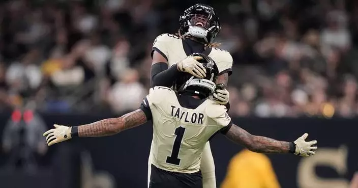 Top photos from Week 16 of the NFL season