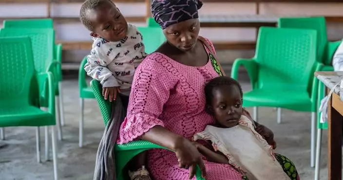 A free childbirth program ends in eastern Congo at the worst of times