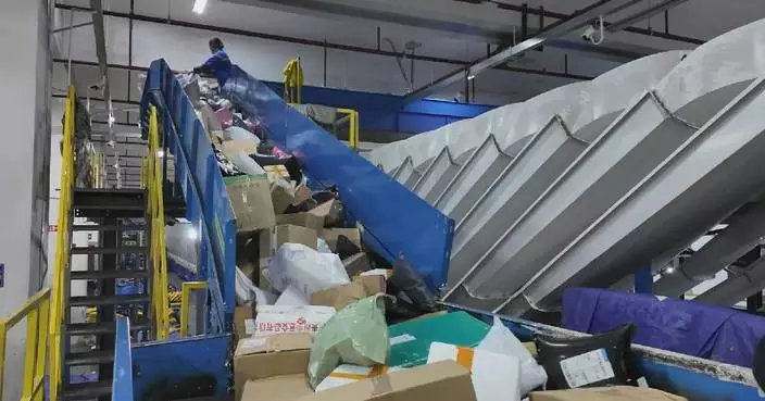 China's express delivery sector expands in November