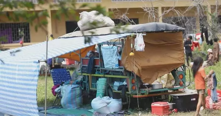 Cambodian families flee border clashes as renewed fighting leaves many in limbo