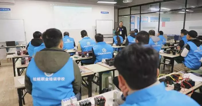 China to further stabilize employment, improve social security