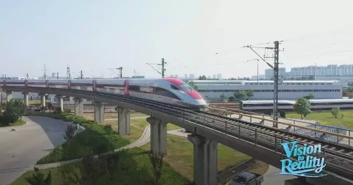China&#8217;s high-speed trains lead domestic, global rail transport innovation