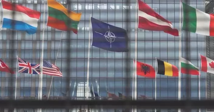 Ukraine says ready to accept NATO-style security guarantees