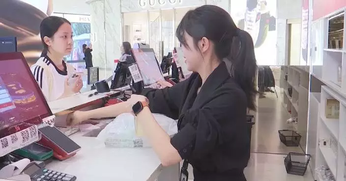 Hainan records 161 mln yuan in duty-free sales on first day of special customs operations