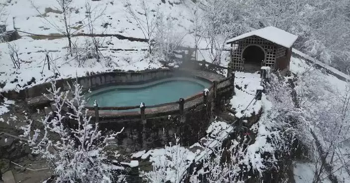 Glacial park in Sichuan attracts tourists with new experience projects