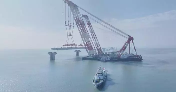 Construction of Xiamen-Kinmen Bridge makes progress