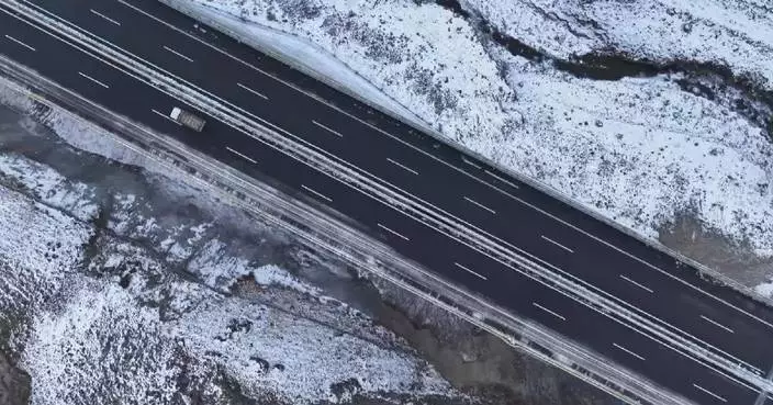 Operation of Urumqi-Yuli expressway expands road network of China’s Xinjiang