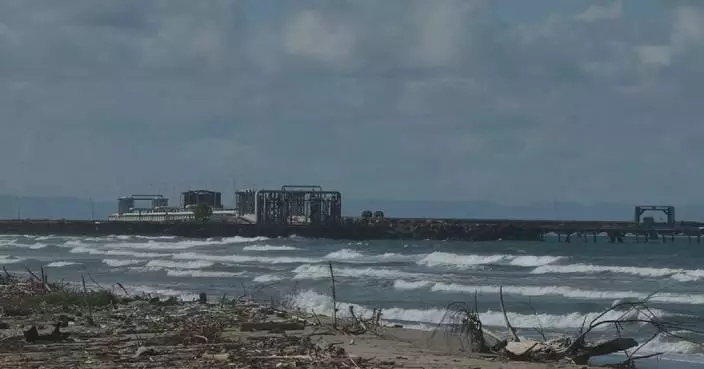 Venezuela port, refinery operate normally amid US blockade