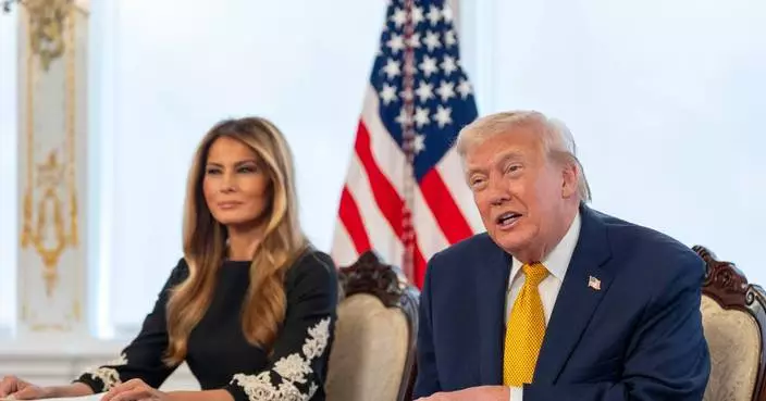 Trump warns against infiltration by a ‘bad Santa,’ defends coal in jovial Christmas calls with kids