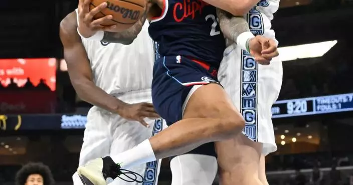 Cedric Howard has 23 points and 14 rebounds to lead Grizzlies past Clippers, 107-98