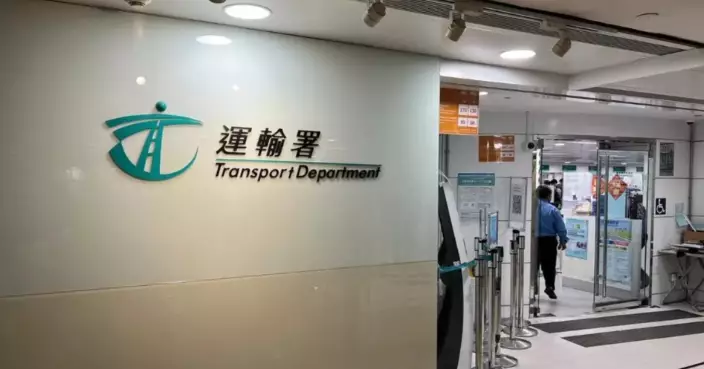 Guangdong Vehicles Can Now Apply for Entry into Hong Kong; Over 100 Applications Received on First Day