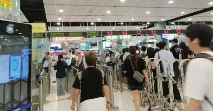 Hong Kong anticipates 11.52 million passengers during Christmas and New Year festivities; heavy traffic expected at control points