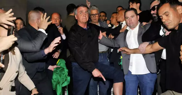 Brazilian ex-President Jair Bolsonaro undergoes double hernia surgery