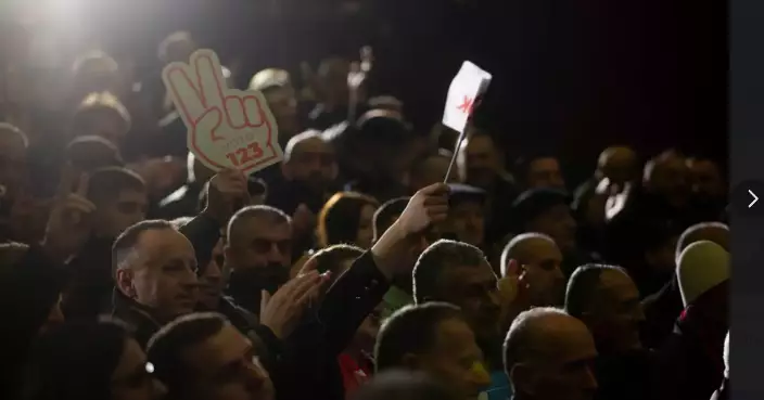 Kosovo heads to a snap vote to end political deadlock