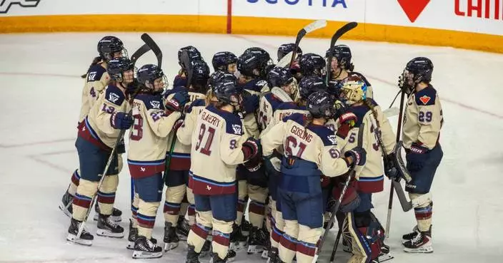 Desbiens, Poulin lead Victoire to 2-1 shootout win over Sceptres in Halifax